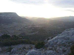 Le soleil se couche sur Vingrau